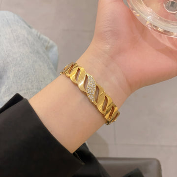 Ladies Bracelet - Magnetic Therapy Bangle